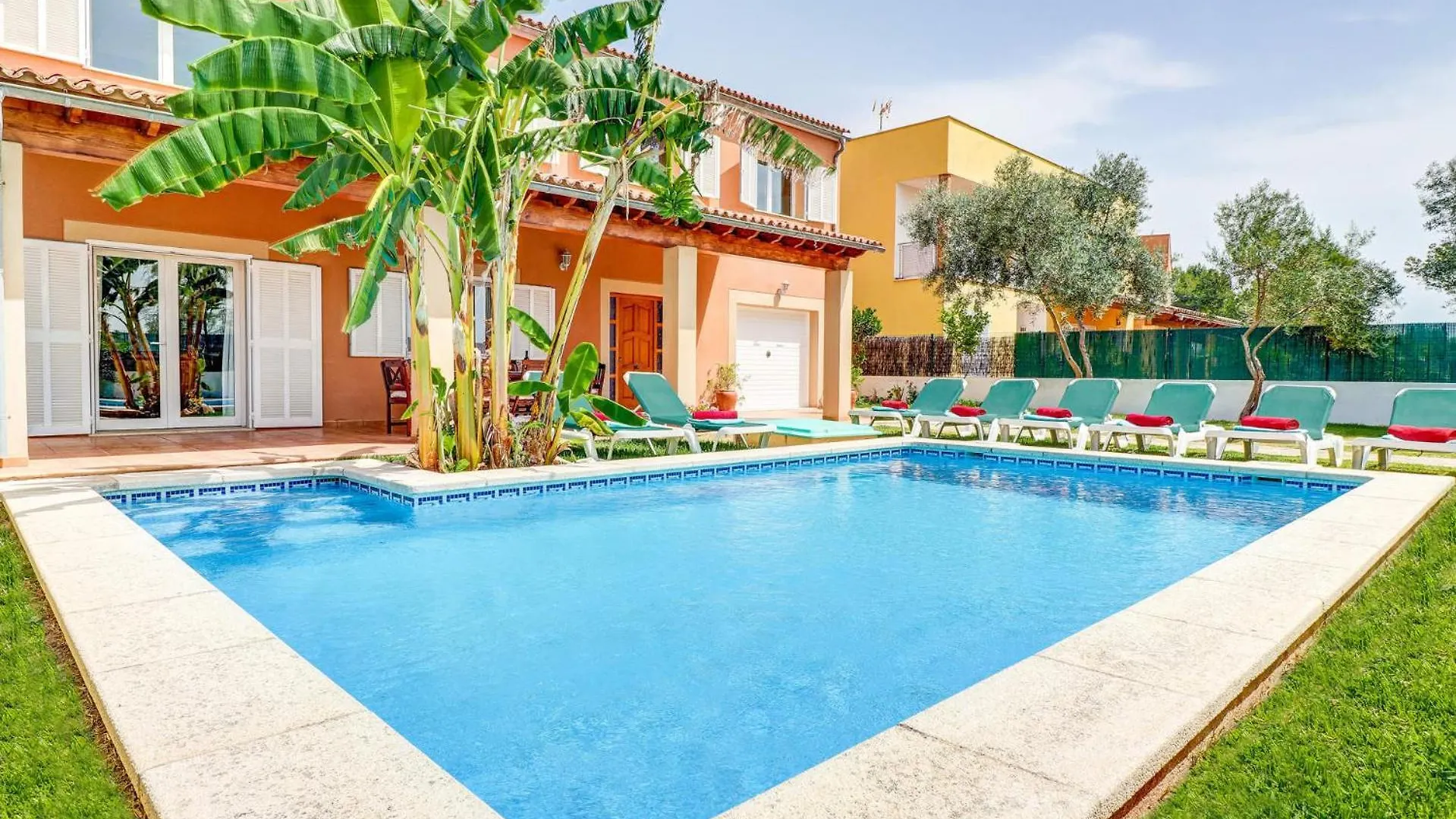 Sunset Villa Tintoretto Alcudia  İspanya